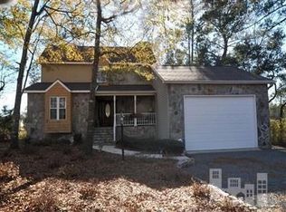 603 Hughes Rd, Hampstead, NC 28443