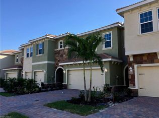 10869 Alvara Point Dr, Bonita Springs, FL 34135