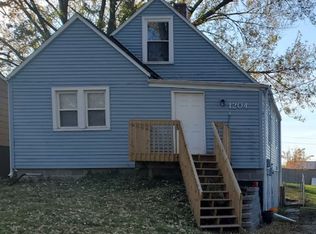 1204 Wade St, Des Moines, IA 50315
