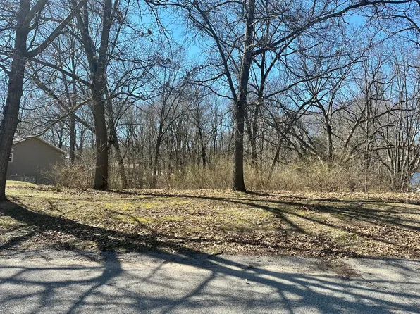 839 Morgan Dr, Belding, MI 48809