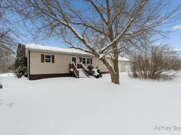 14151 Shaner Ave NE, Cedar Springs, MI 49319