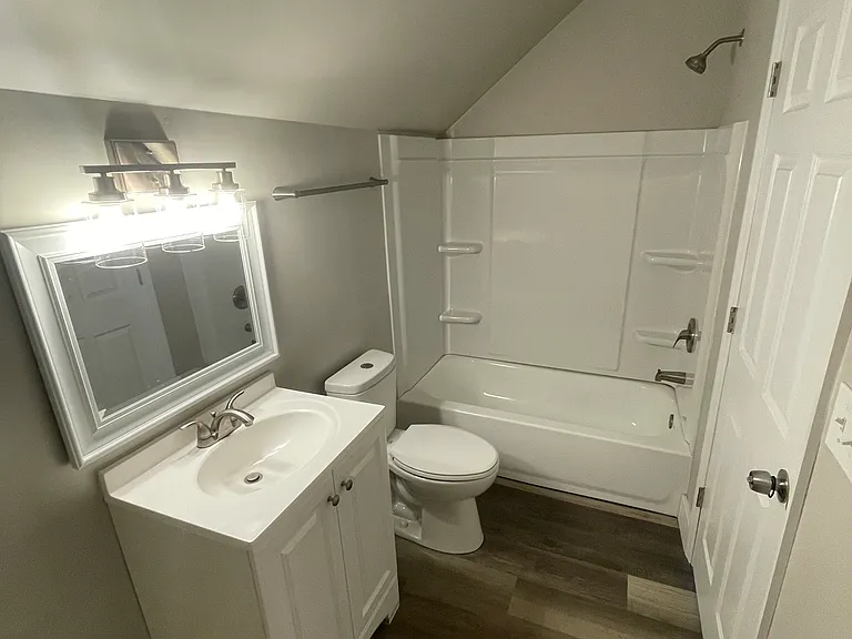 920 3rd Ave #2 — Photo 7