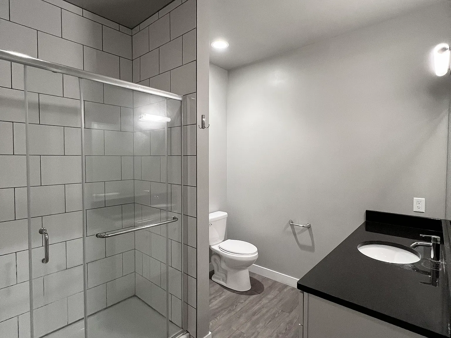 MP Apartments - 401 — Photo 4