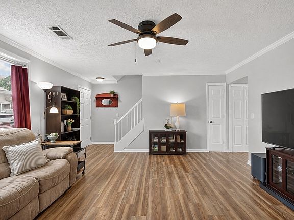 4th image of 430 Walton Ferry Rd APT 802