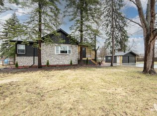 8459 S 85th Ct, Hickory Hills, IL