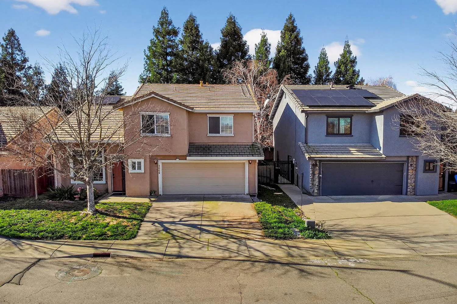 2066 Singhs Way photo 1