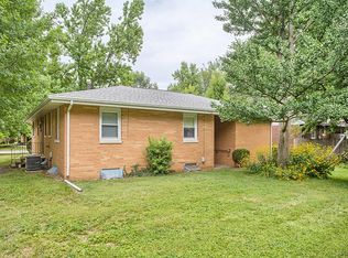 1009 Broadmoor Dr, Champaign, IL