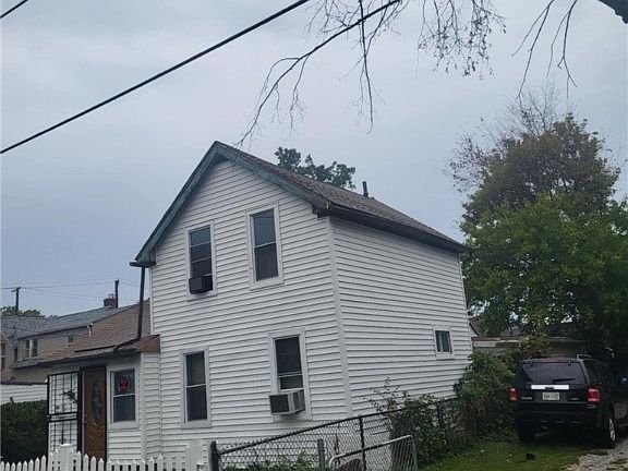 2nd image of 7284 Neville Ave