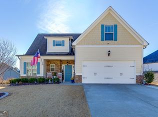 111 Gunier Cir, Dawsonville, GA 30534