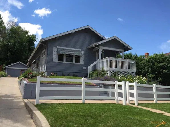 1605 11th St, Rapid City, SD 57701