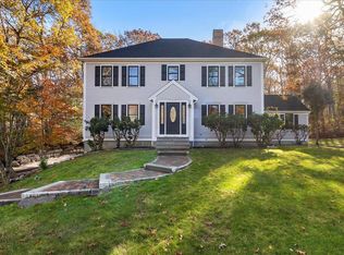 29 Fish House Road, East Sandwich, MA 02537