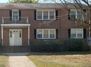 7 Grandview Dr #37D, Farmington, CT 06032