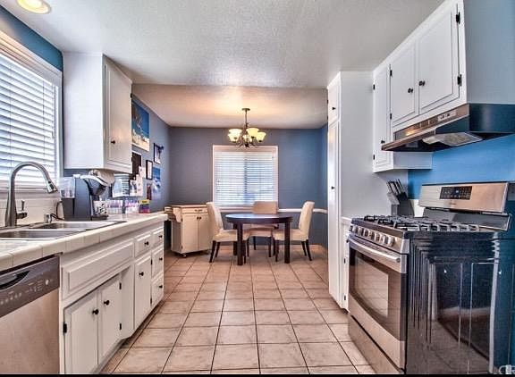 2nd image of 404 Lyford Dr