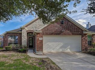 4612 Brazos Bend Dr, Pearland, TX 77584