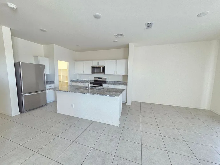 20124 W Palo Verde Dr — Photo 22