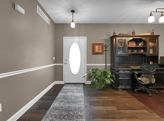 2nd image of 7531 Stonebridge Golf Dr