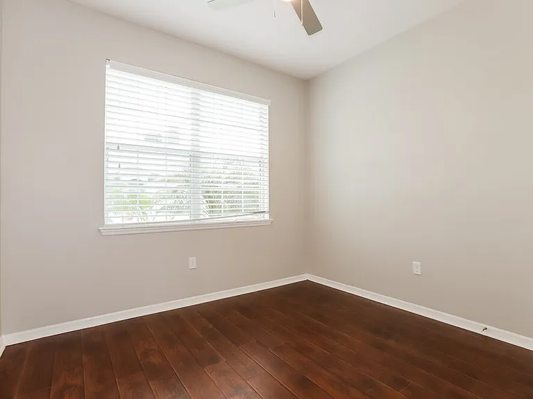 925 Krenson Woods Rd — Photo 12