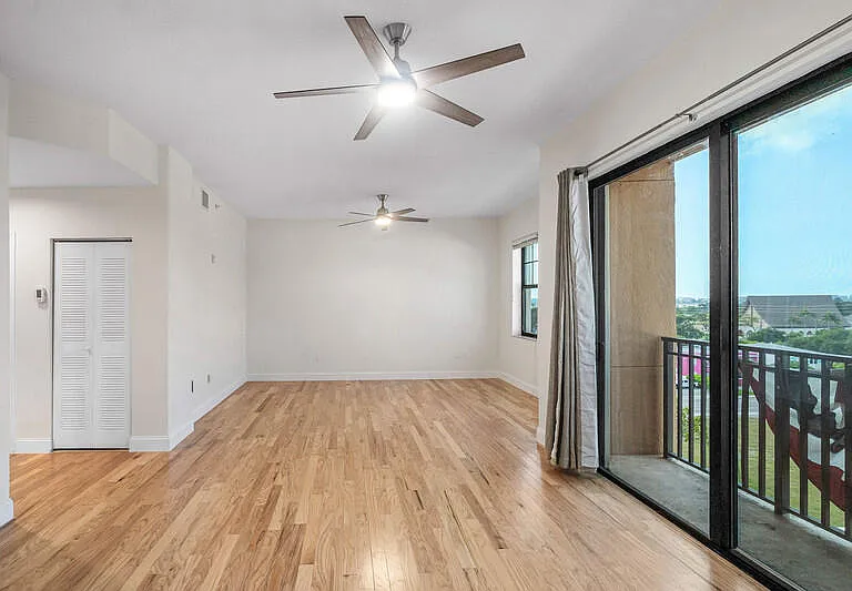 511 Lucerne Ave #618 — Photo 11