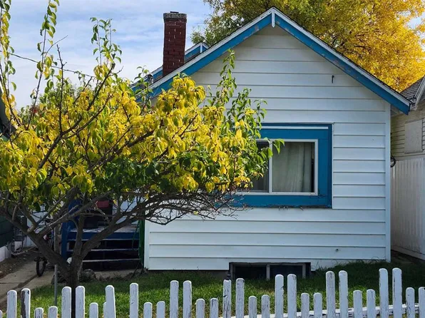 590 W 2nd St SW, Drumheller, AB T0J 0Y6