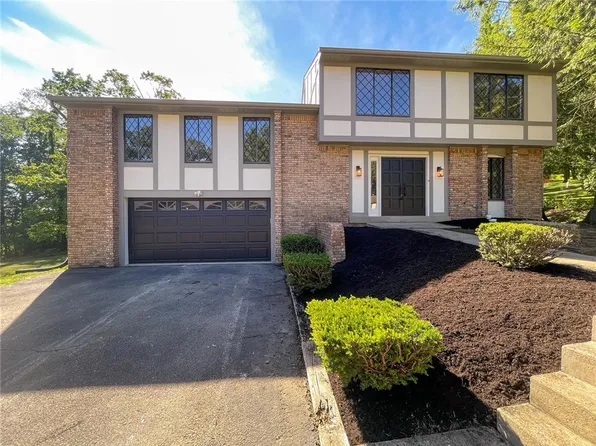 3226 Hawthorne Ct, Murrysville, PA 15668