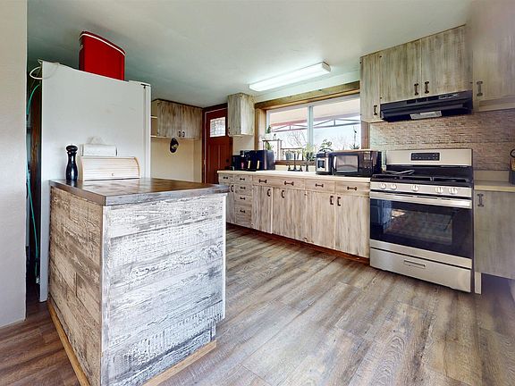4th image of 500 Prospect St