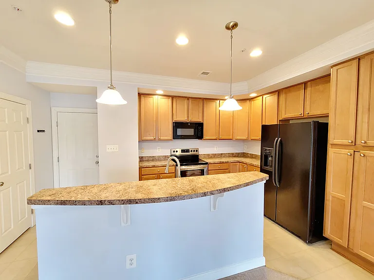 3640 Holborn Pl — Photo 10
