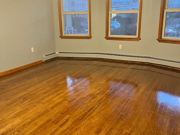 5th image of 407 Mount Prospect Ave #1