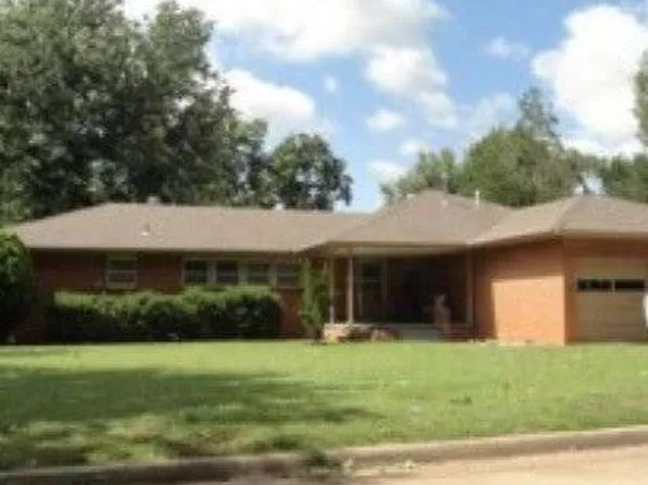 1220 Cruce St, Norman, OK 73069