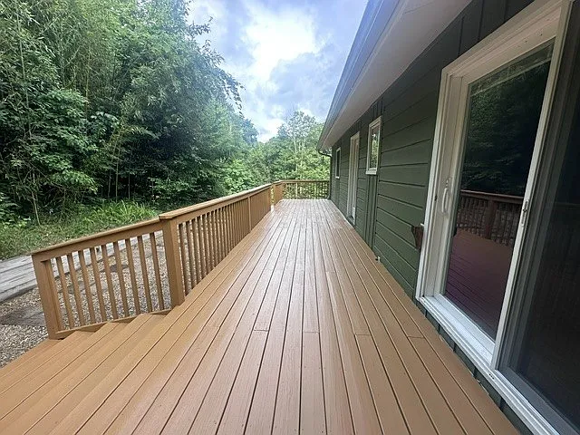 205 Canterbury Ln — Photo 16