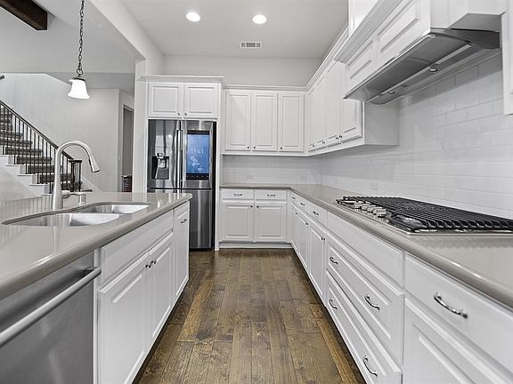 4th image of 3913 Ramble Creek Dr
