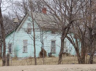 104 N Maple St, Ottawa, KS 66067