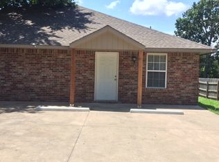 415 Goingsnake St APT C, Tahlequah, OK 74464