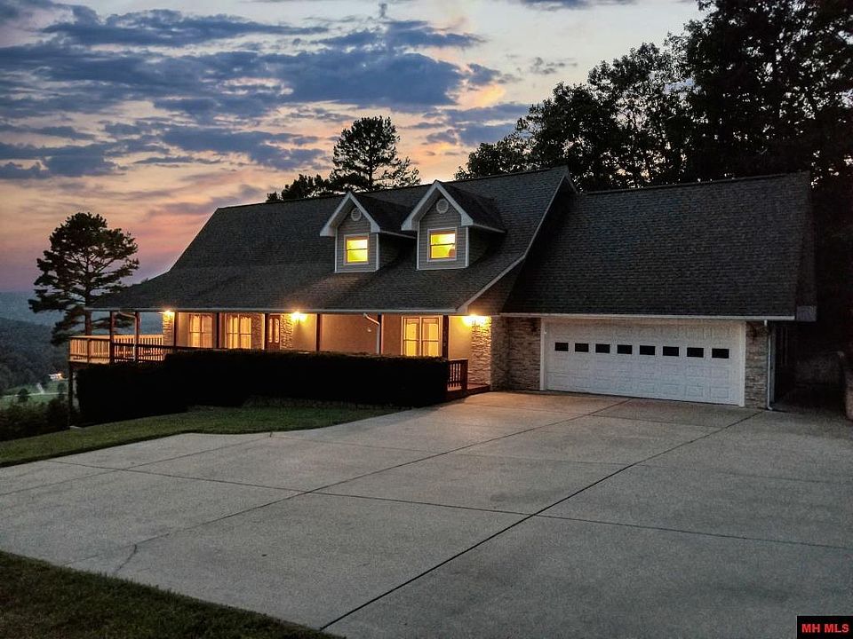 1st image of 130 White Bluffs Ct