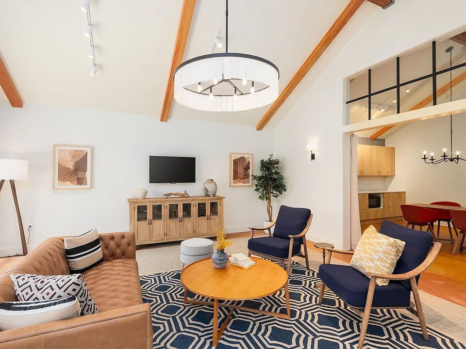 Newly Renovated Clubhouse | Apartments in Livermore, CA | The Arbors Apartments