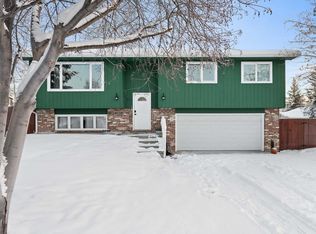 1611 Madison Dr, Fairbanks, AK 99709