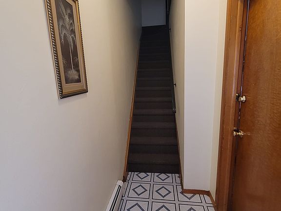 walkway up to 2nd fl