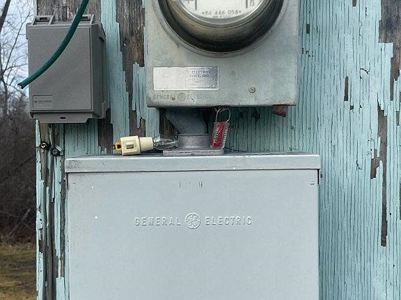 4th image of 2912 Stevens St