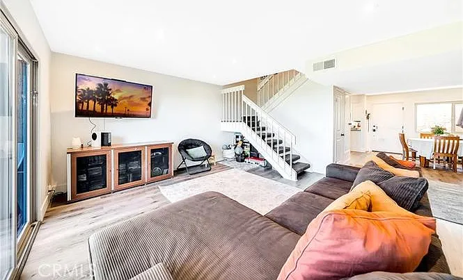 242 Avenida Baja — Photo 5