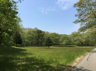 29 Bea Ln, West Tisbury, MA 02575