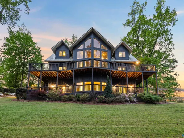 375 Adeline Way, Scottsboro, AL 35769