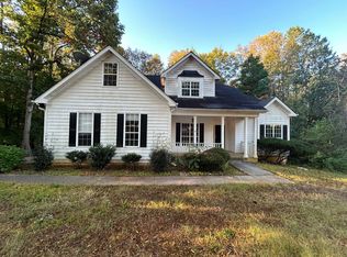 94 Barrington Ridge Ct, Sharpsburg, GA 30277