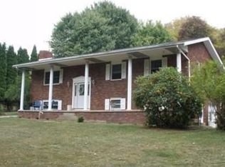 110 Conrad Ave, Ruffs Dale, PA 15679