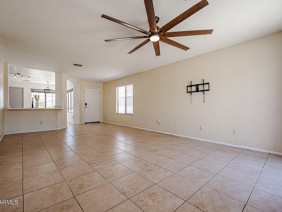 1st image of 1098 E NARDINI Street