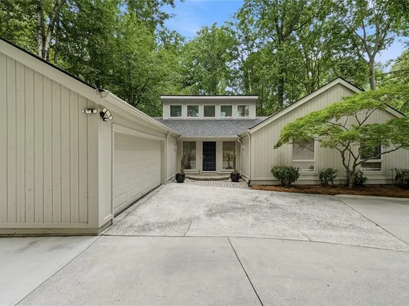 4411 Kings Way NE, Marietta, GA 30067
