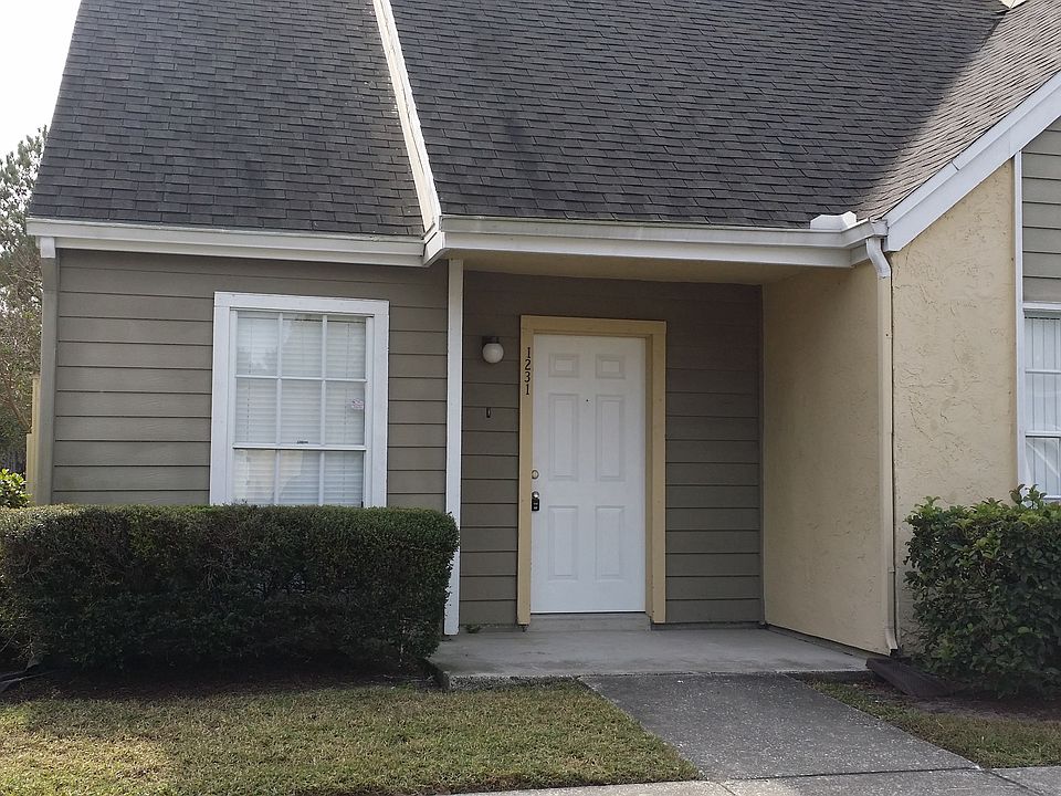 1st image of 1231 Lake Breeze Pl