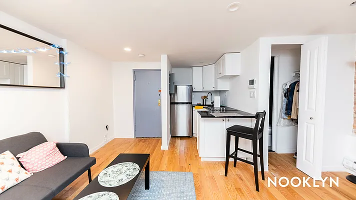 Rented by Nooklyn NYC LLC | media 1