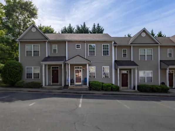 1706 Webland Park, Charlottesville, VA 22901