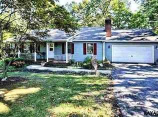 1973 Rosepointe Way, Spring Grove, PA 17362