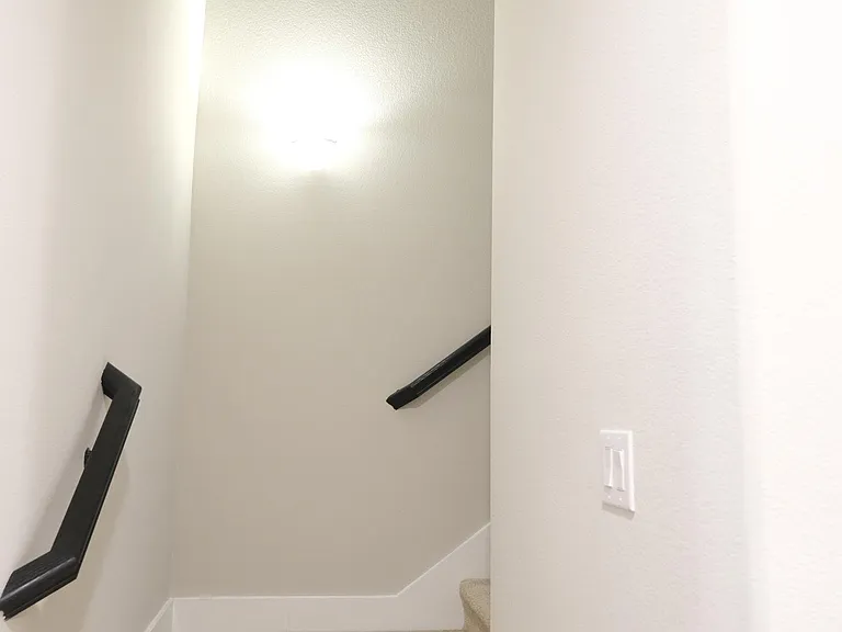 332 Blackthorne Dr — Photo 27