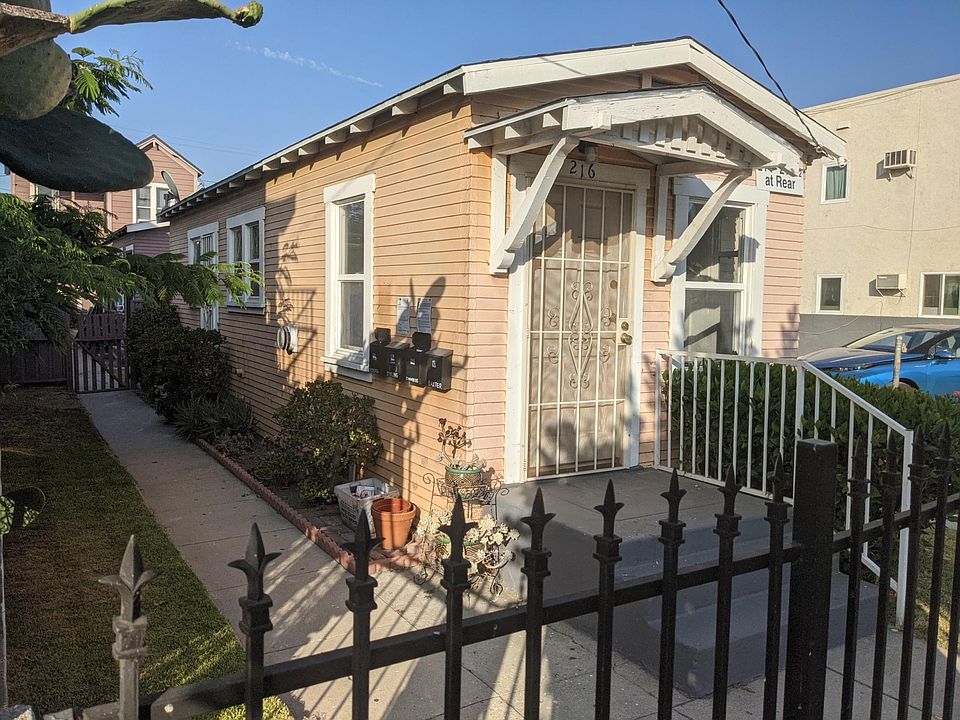 1st image of 216 S Avenue 18